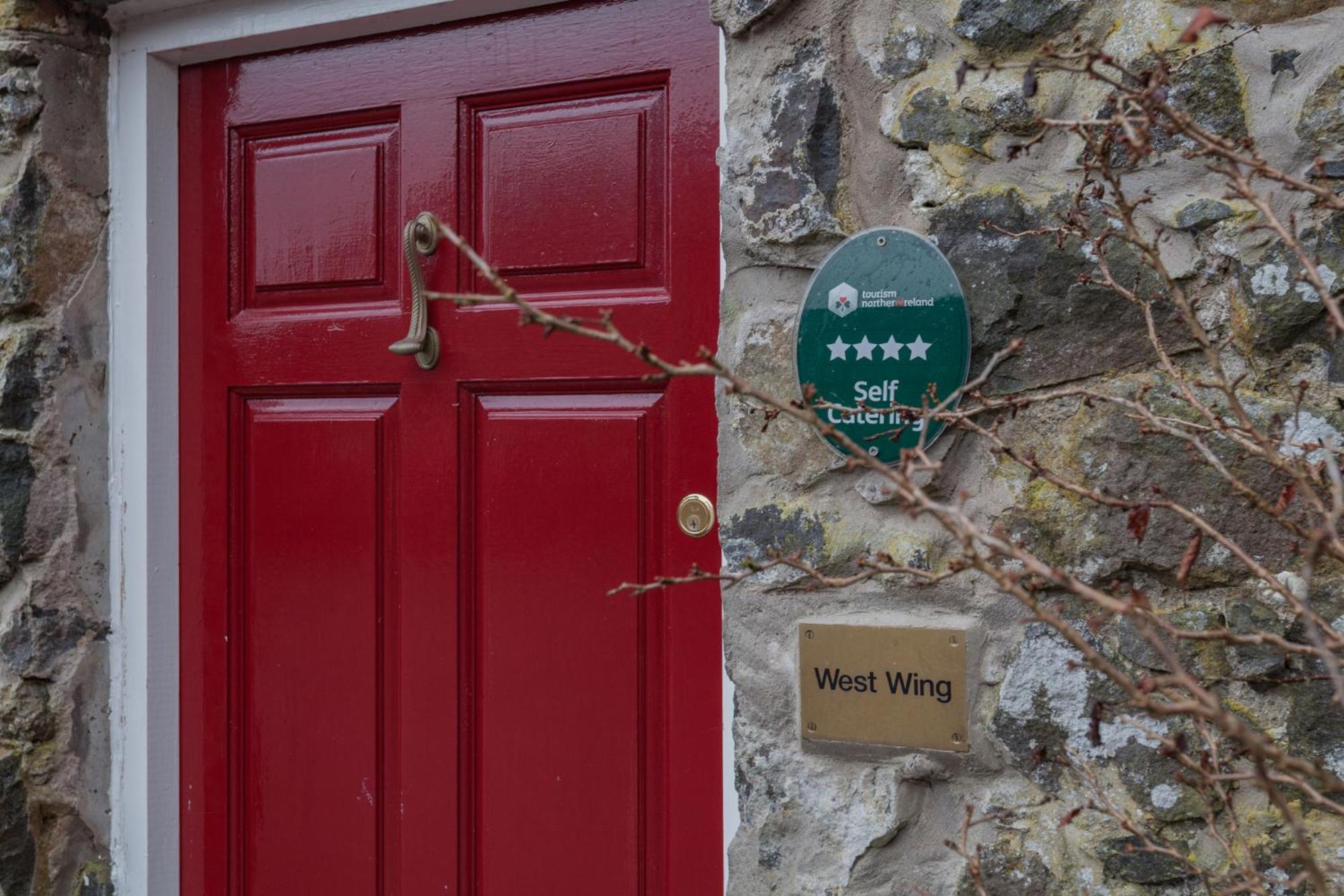 Carncairn Villa Broughshane Стая снимка